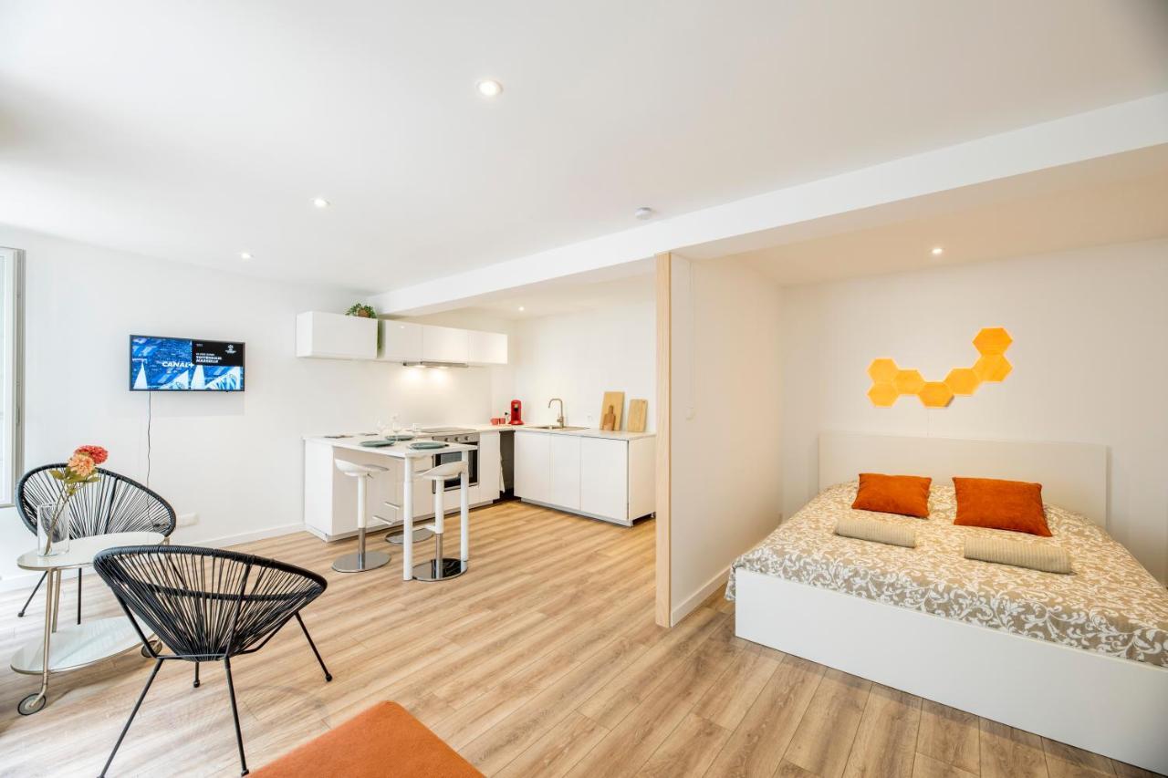 Quartier Du Chateau, Superbe Appartement Avec Parking Pau Exterior foto
